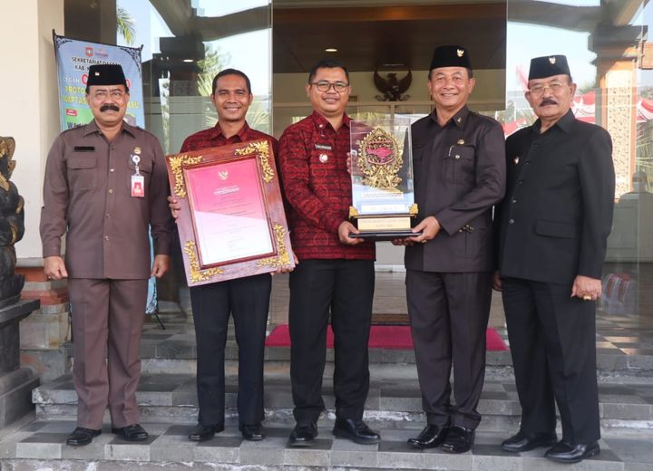 Kelurahan Karangasem Raih Juara 1 Lomba Kelurahan Tingkat Provinsi Bali Tahun 2022